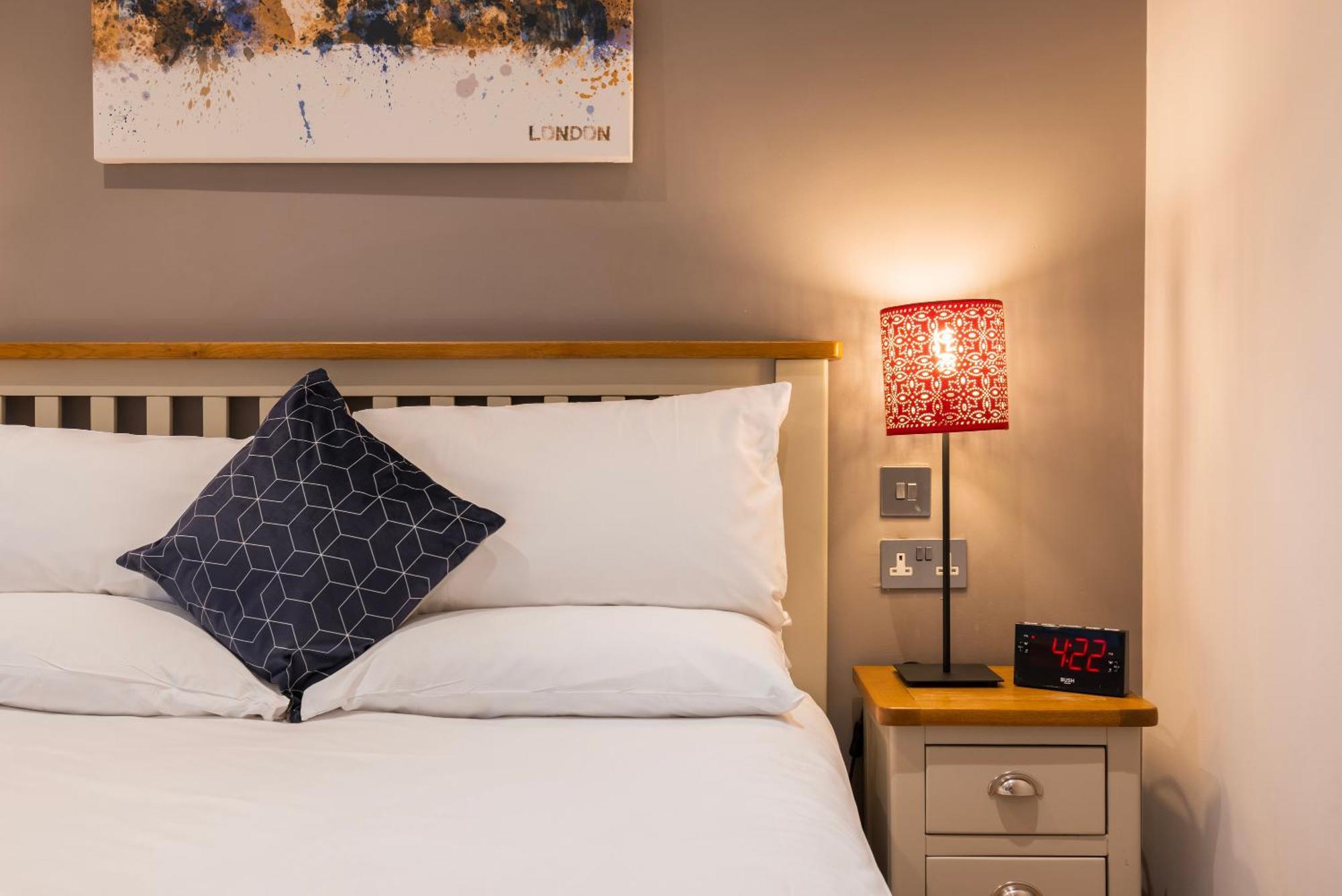 Barbican Serviced Apartments By Lovelystay London Exterior photo