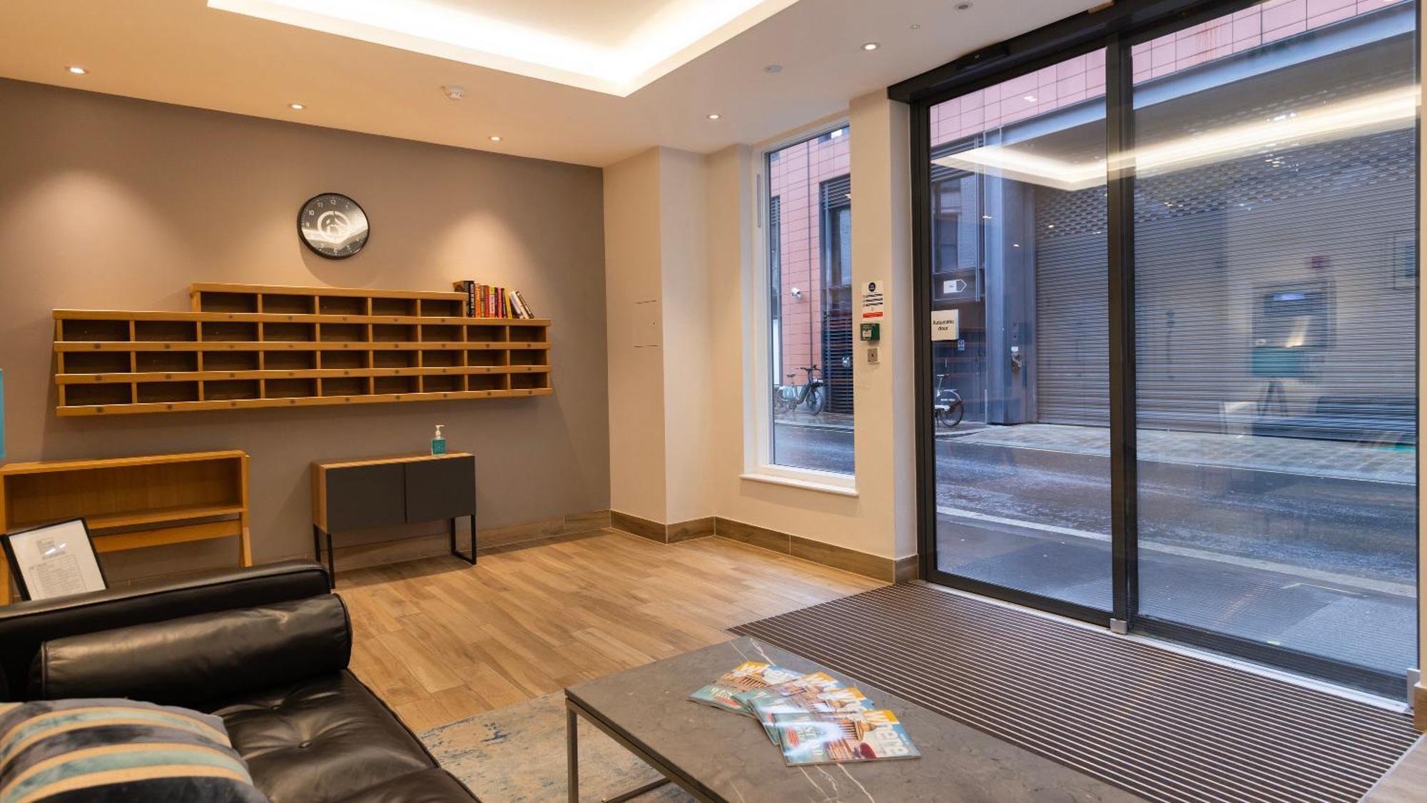 Barbican Serviced Apartments By Lovelystay London Exterior photo
