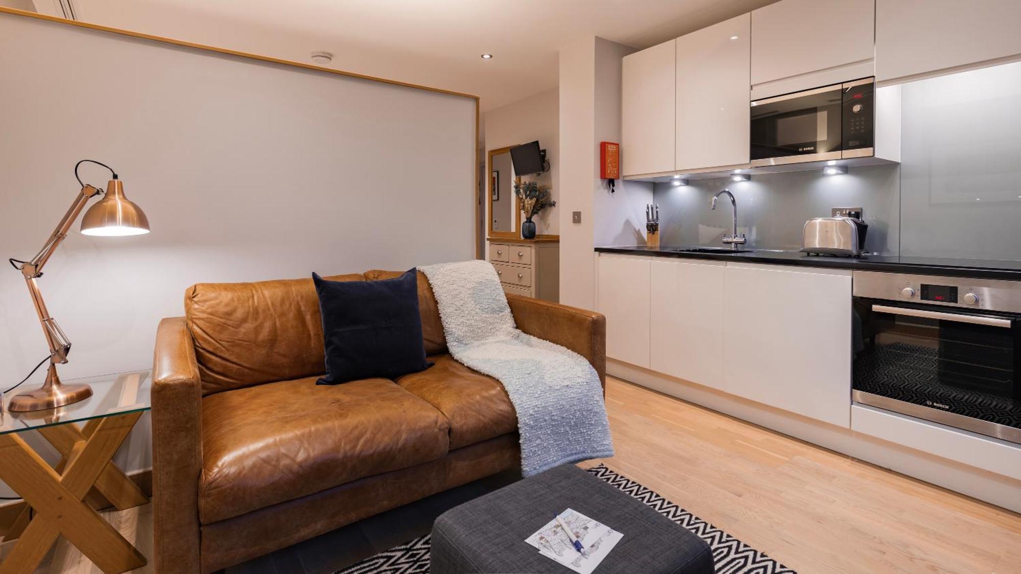 Barbican Serviced Apartments By Lovelystay London Exterior photo