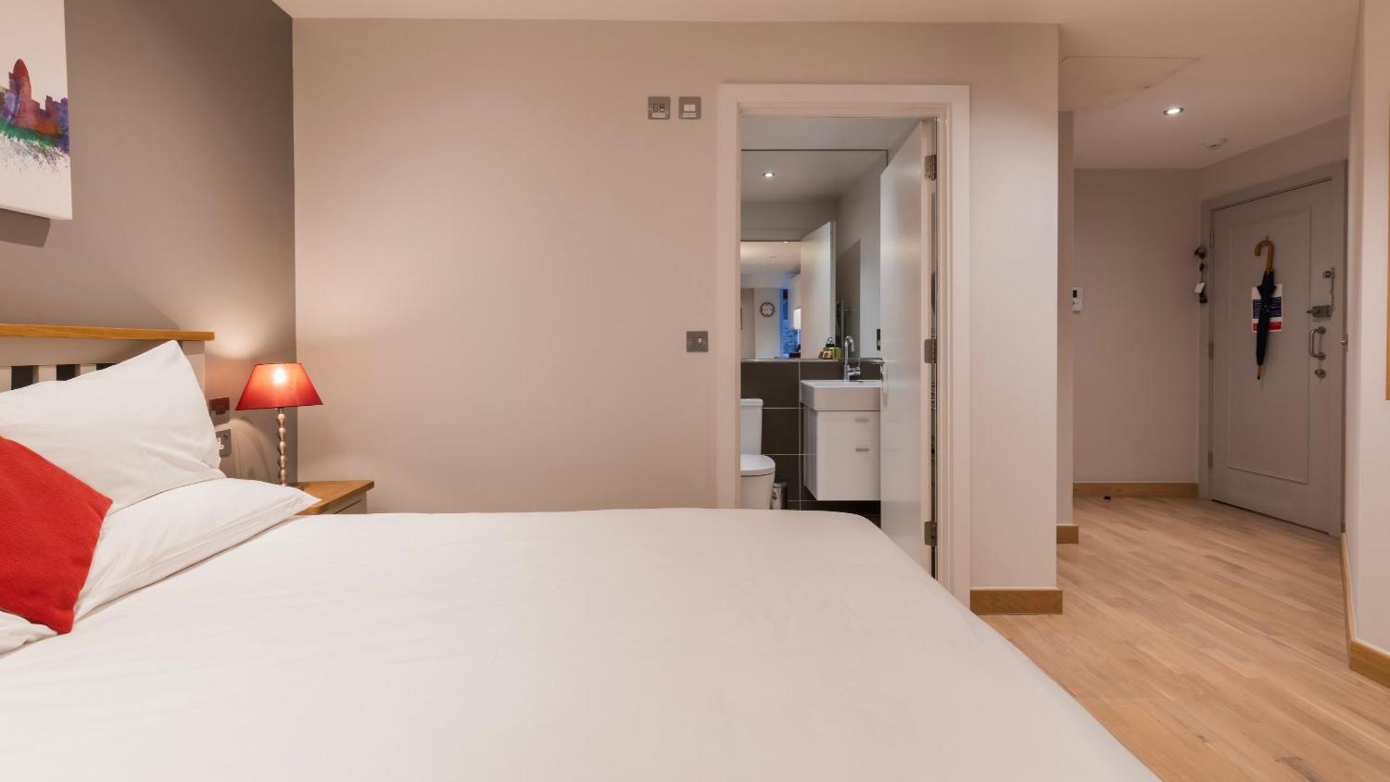 Barbican Serviced Apartments By Lovelystay London Exterior photo