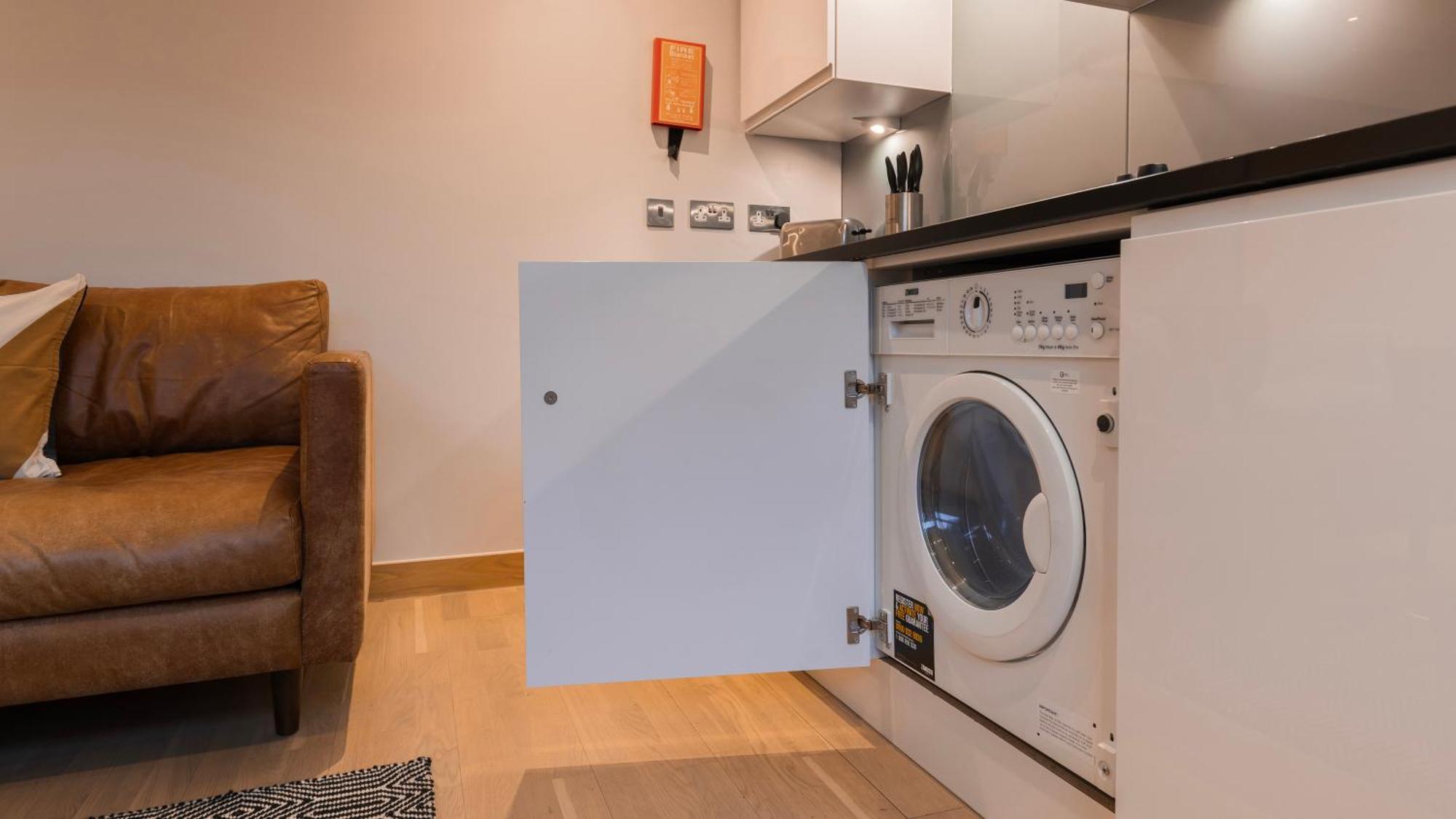 Barbican Serviced Apartments By Lovelystay London Exterior photo