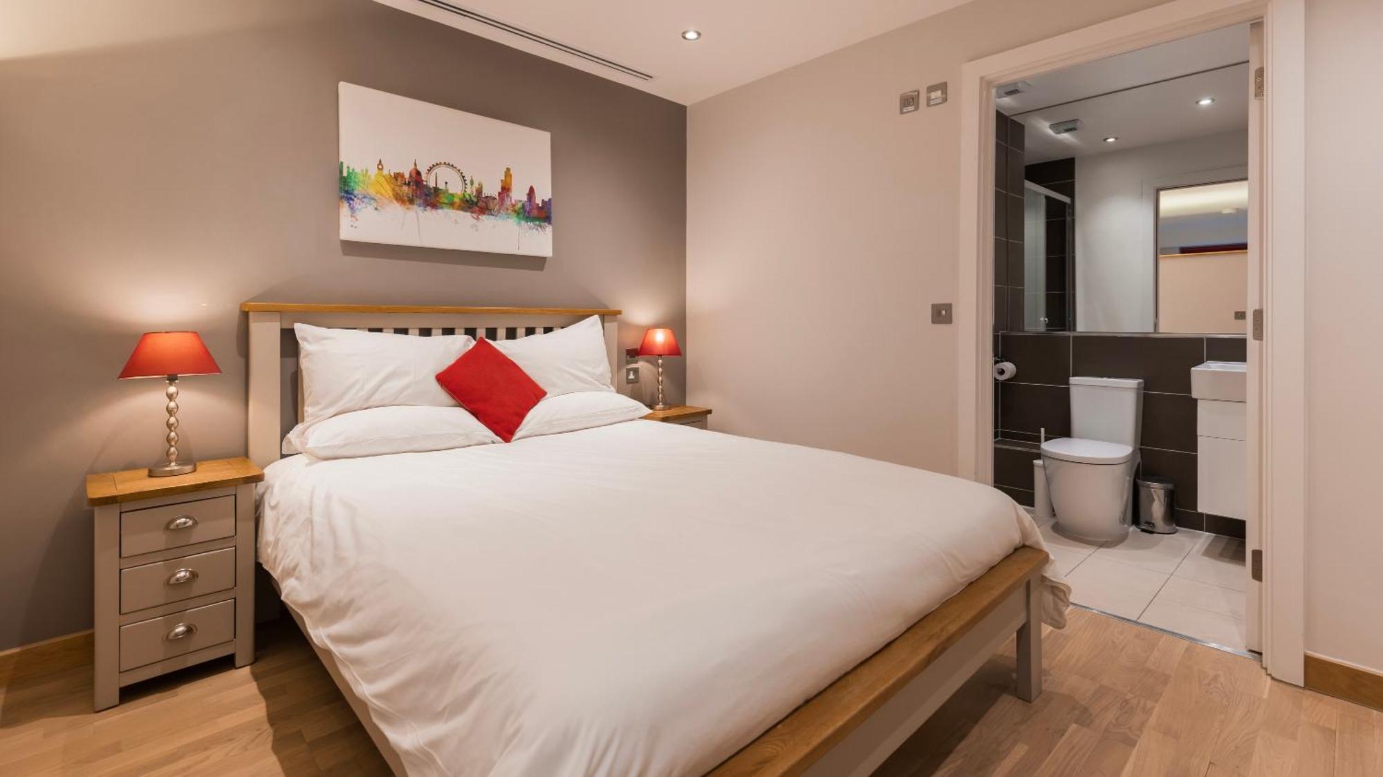 Barbican Serviced Apartments By Lovelystay London Exterior photo